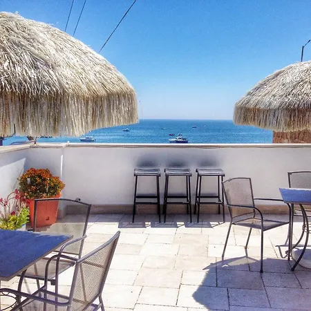 Bed & Breakfast La Muraglia 4*