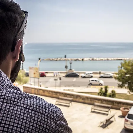 Bed & Breakfast La Muraglia 4*