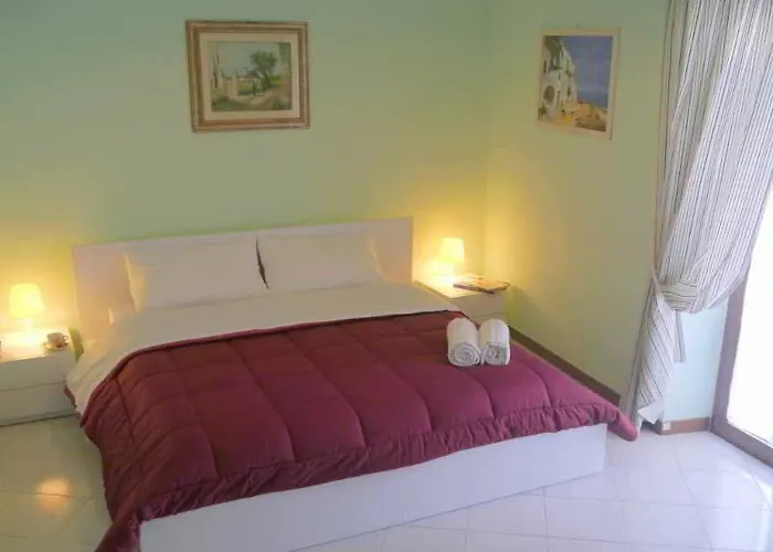 Bed & Breakfast La Muraglia 4*
